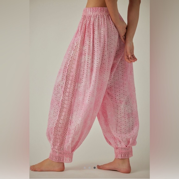Free People Sweet Tea Combo Eyelet Pants | PEACH/NEUTRAL Color - NWT - Picture 1 of 8